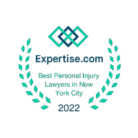 Insignia de Expertise.com abogado de lesiones personales