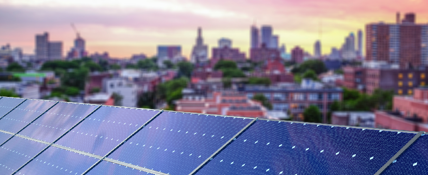 Tragedia Solar en Brooklyn ¿Quién es Responsable Cuando la Energía Verde se Vuelve Mortal